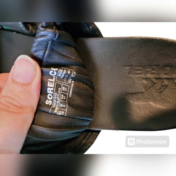 Sorel Runched Black Sandals Slip on Size 10 - Picture 4 of 4